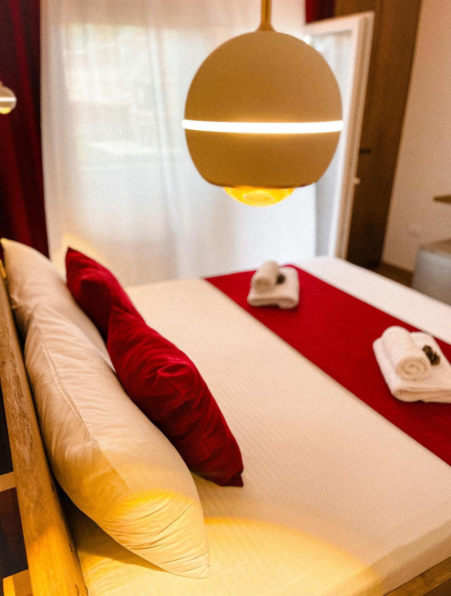 Hotel Alpini Razëm