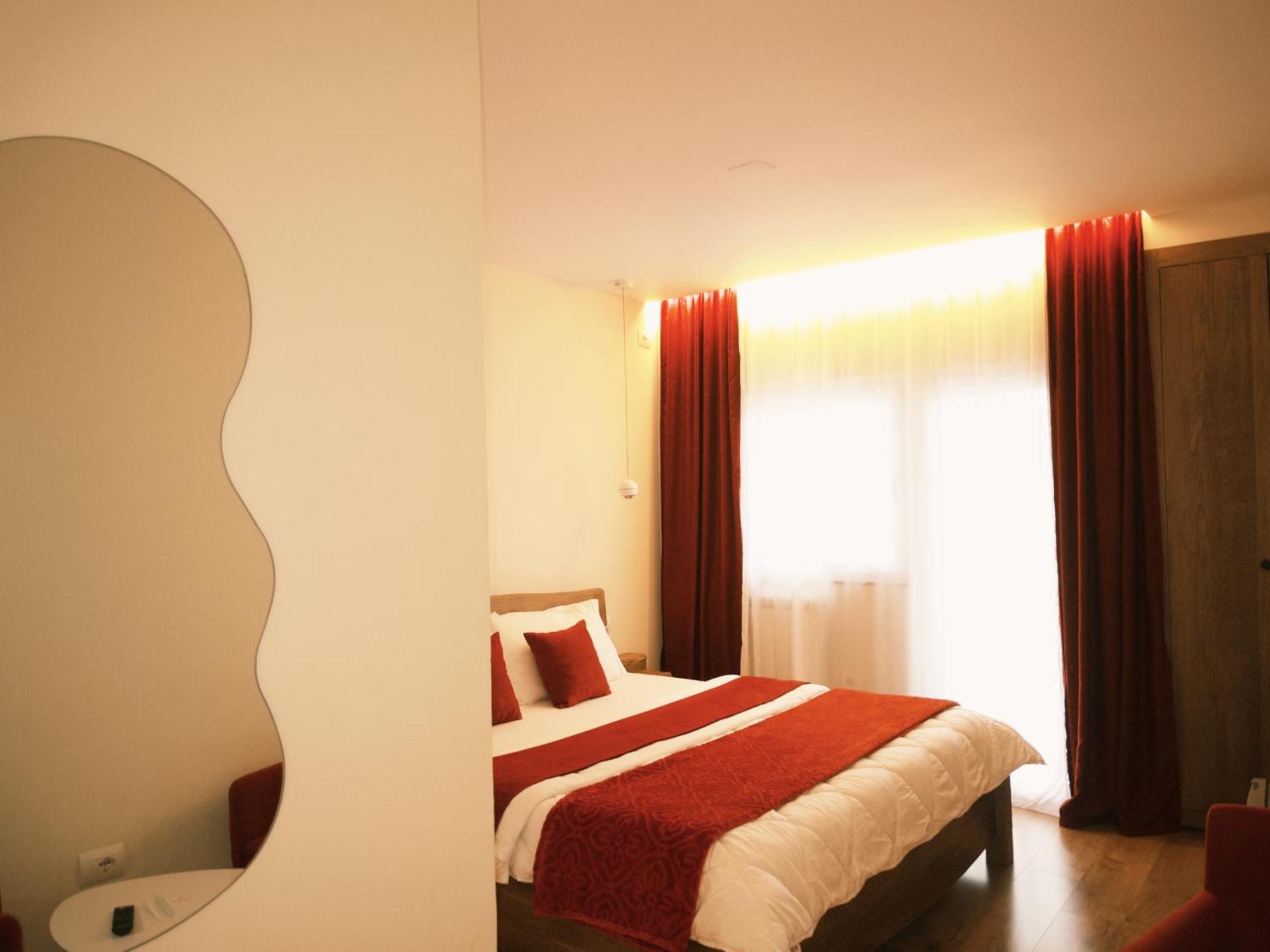 Alpini Hotel